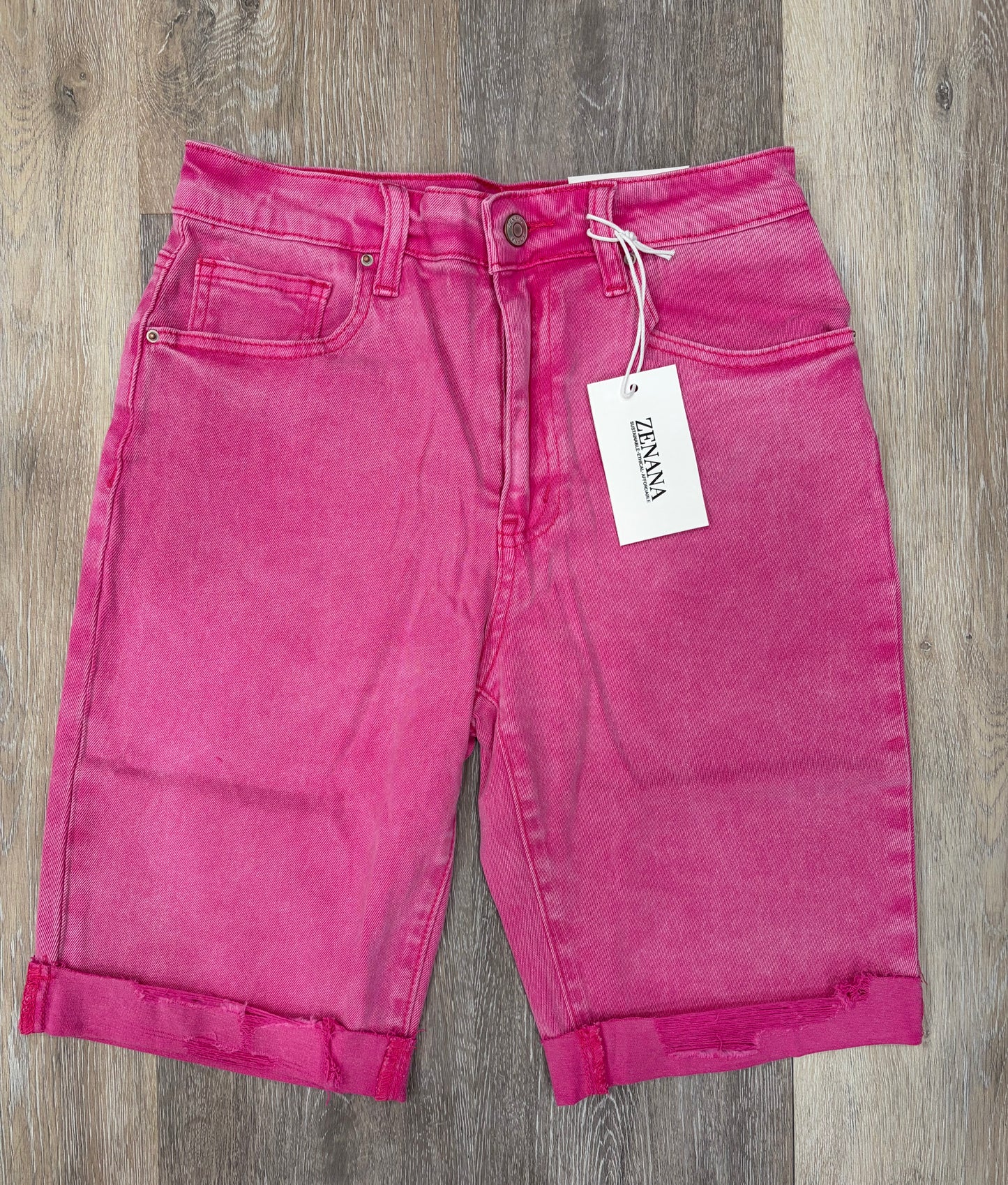 Pink Zenana Bermuda shorts