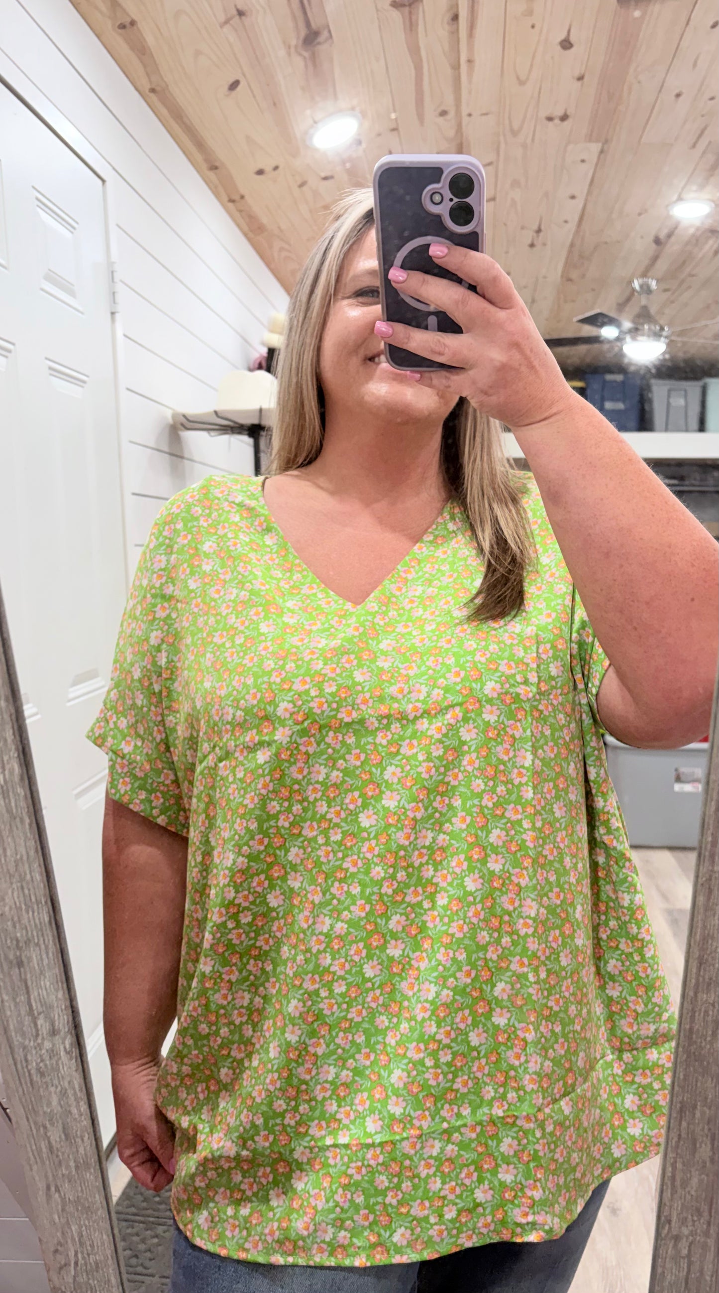 Green floral blouse (plus)