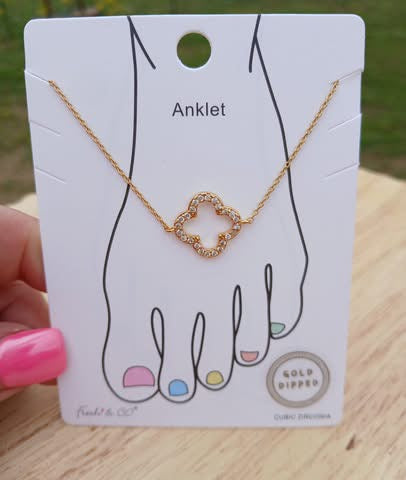 Clover anklet