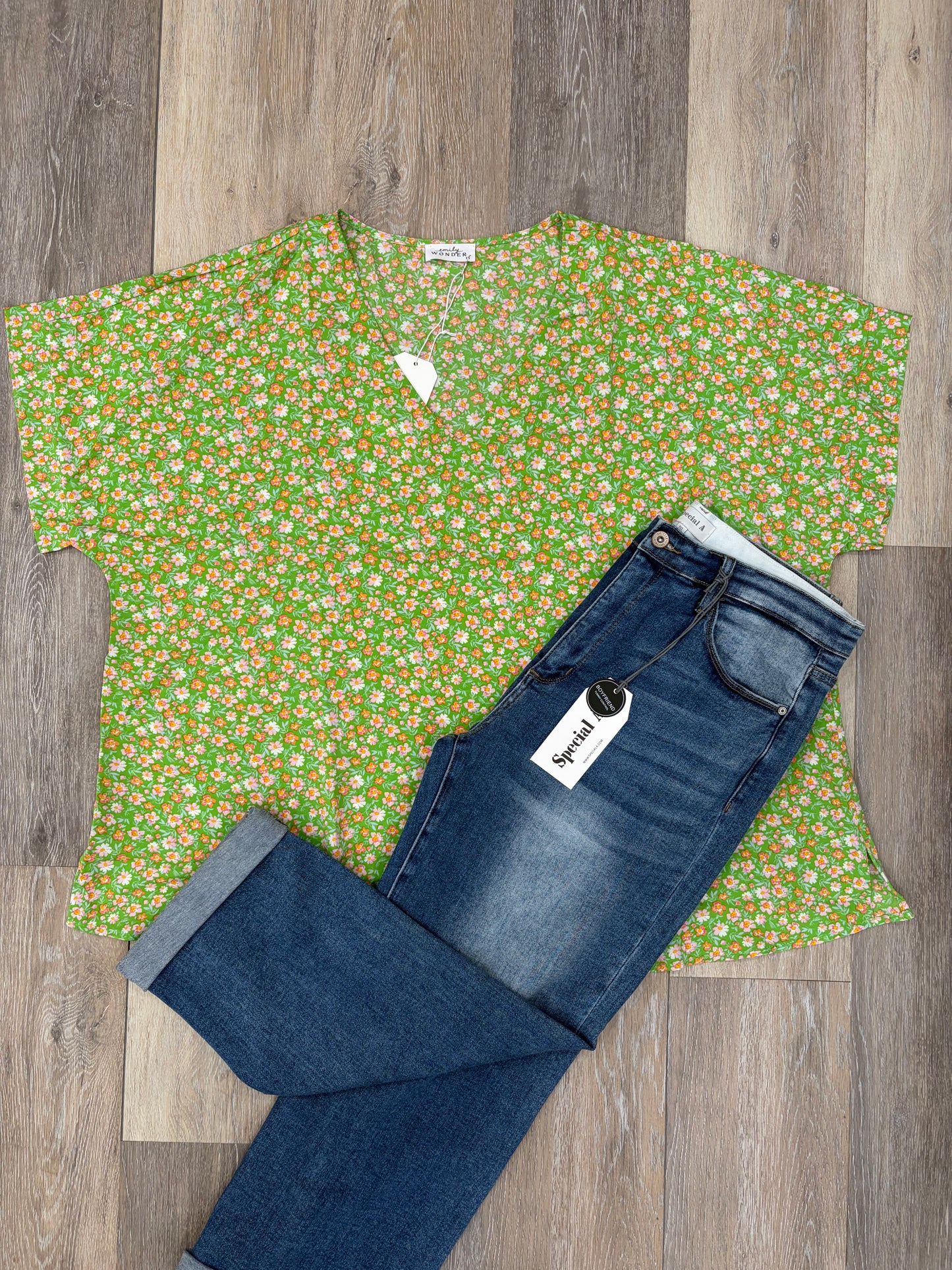 Green floral blouse (plus)