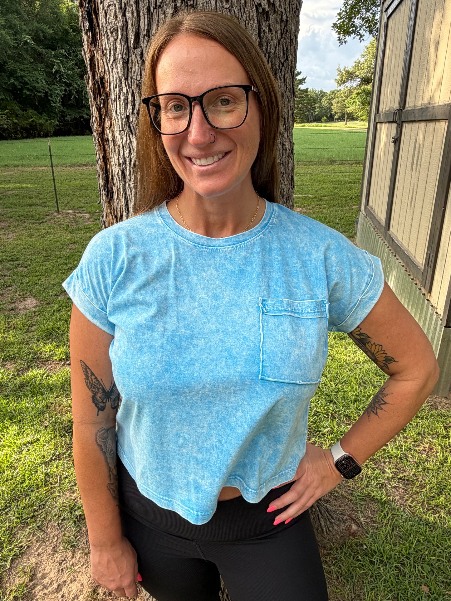 Zenana acid wash box tee with pocket