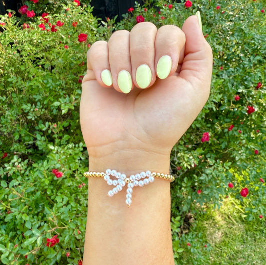 Pearl bow bracelet