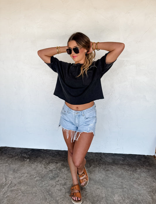 Raw hem cropped top with pocket