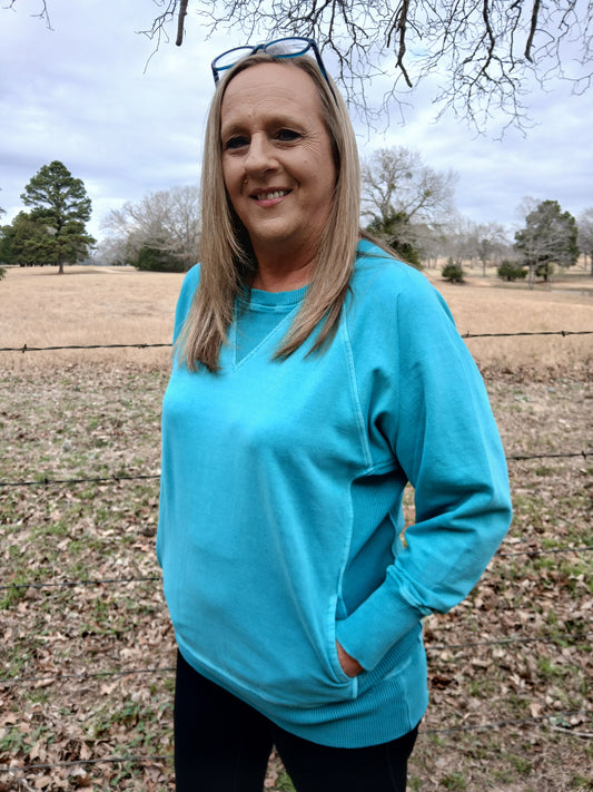 Pullover with pockets